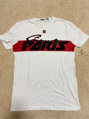 CAMISETA GIVENCHY