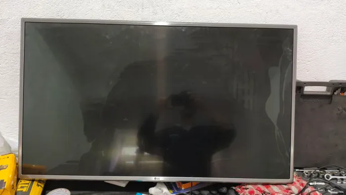 TV 43 LG 43UM7510PSB (RETIRADA DE PEÇAS)