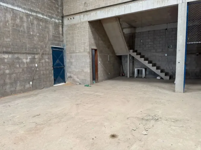 Alugo Galpão No Araçagy Em Frente Condomínio Morada Do Sol