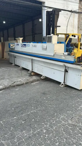 Máquina de fitar borda Giben kG450j nova custa 300.000,00