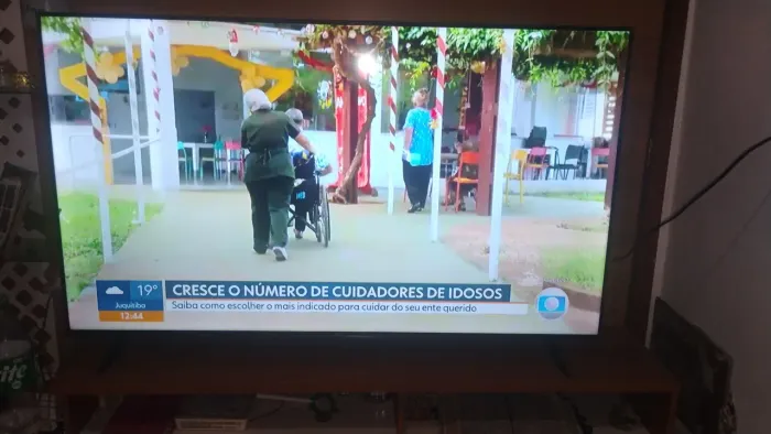 Tv marca TCL de 55 polegadas smart