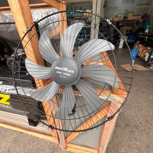 Ventilador 8 hélices Britânia 215W 220v