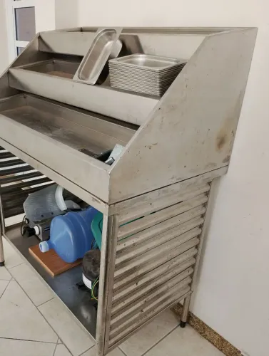 Condimentadora para pizzaria ou pastelaria 
