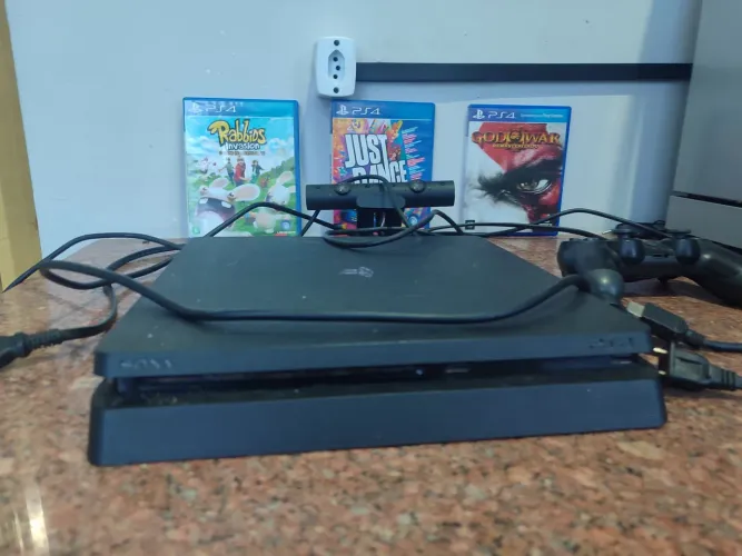 PS4 Slim