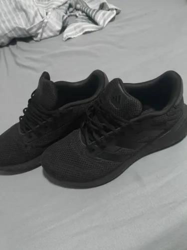 Tênis Adidas Response Runner