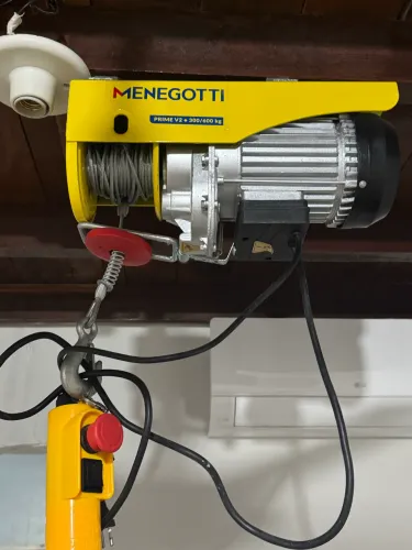 Guincho Elétrico pouco uso