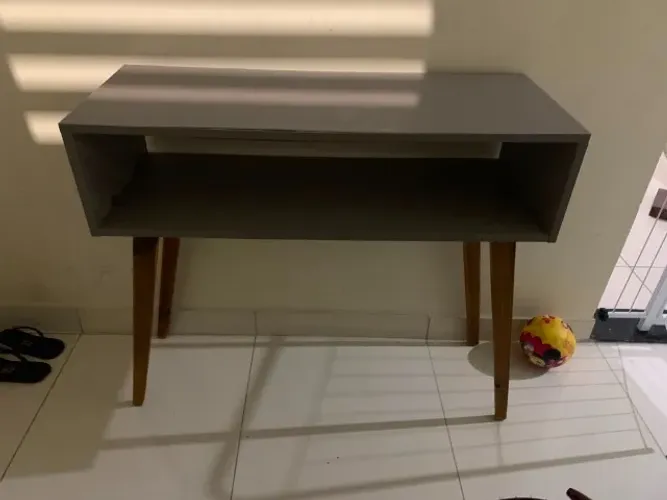 Aparador Para Sala de Estar Pés Palito Mônaco