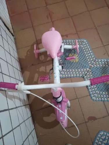 Bicicleta infantil menina 