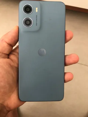 Celular Moto G05 pouquíssimo usado