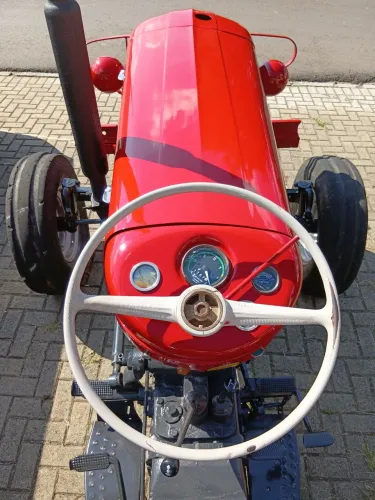 Trator massey Ferguson 55 X eixo quadrado