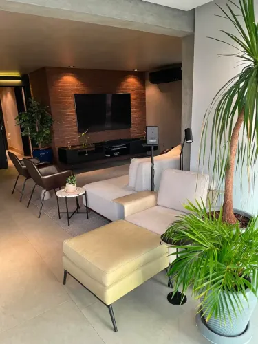 Apartamento à venda e locação em Alphaville com 200m² , 4 suítes , 3 vagas mobiliado no Gr