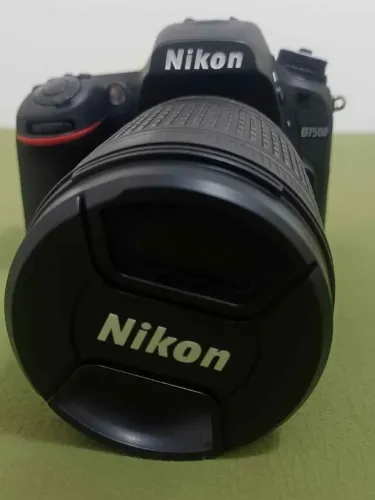 Vende-se Câmera Fotográfica