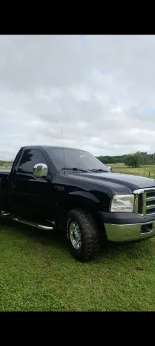 Ford F-250 XLT 4.2 TB Diesel 2005