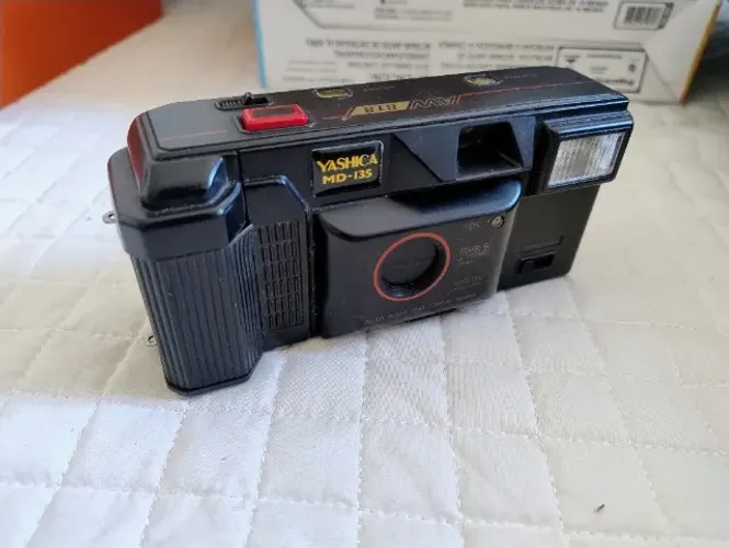 Máquina fotográfica antiga 