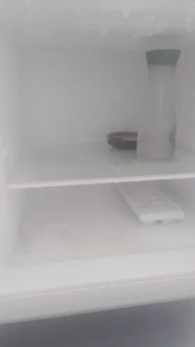 Geladeira MIDEA, um mês de uso nota fiscal. 