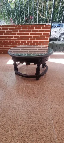 Mesa de Centro Colonial em Madeira Maciça com Tampo de Vidro