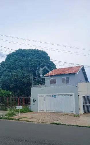 SOBRADO 3 QUARTOS - JARDIM LEBLON