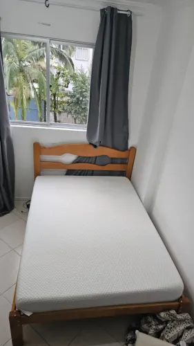 Colchão Casal Emma One Light Ortopédico - Ótimo Estado (Motivo Mudança)