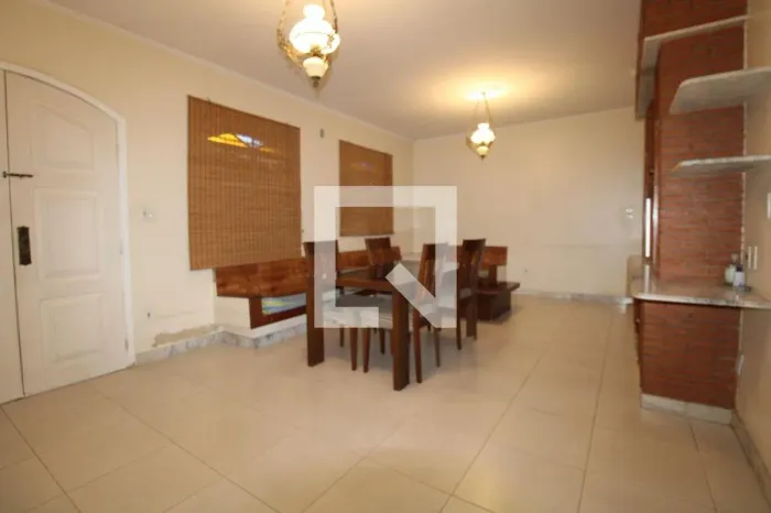 CASA RESIDENTIAL em Campinas - São Paulo, Vila Nova