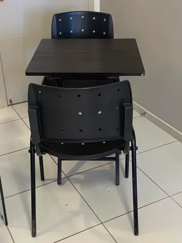 Mesa de 2 lugares 