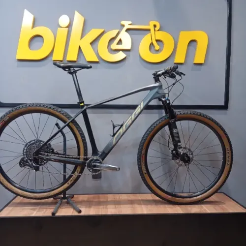 Bicicleta Carbono OGGI Agile PRO