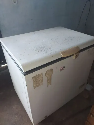 Freezer uma porta