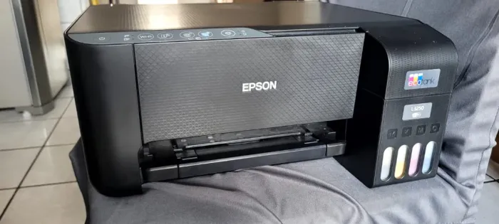 Epson EcoTank L3250 - Multifuncional - NOVA