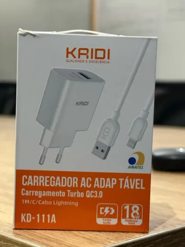 Carregador para Celular tipo C e tipo Lightning novo e lacrado
