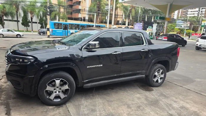 Ram Rampage Lar. Hurr. 4 2.0 TB CD 4X4 Aut. 2025