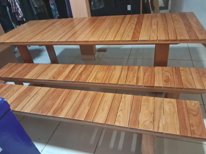 MESA EM MADEIRA JATOBÁ 