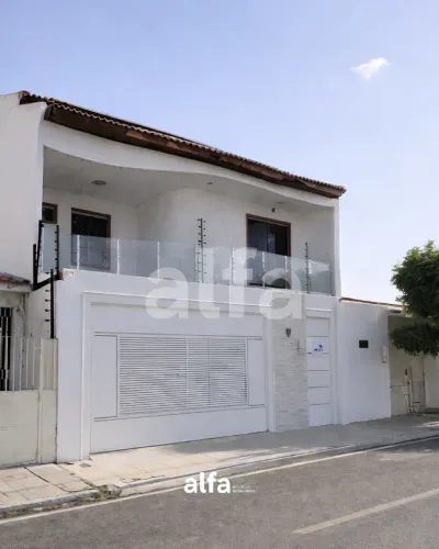 Casa à venda, 5 quartos, 2 suítes, 3 vagas, Km2 - Petrolina/PE