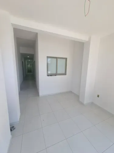 LOCAÇÃO COMERCIAL - Prédio em Tirol na Rua Açu: