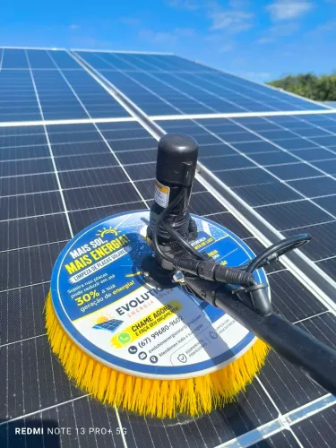 Escova Giratória placa solar