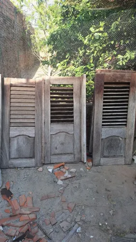 Janelas de Madeiras+Portais - Pedras de mármores para batentes