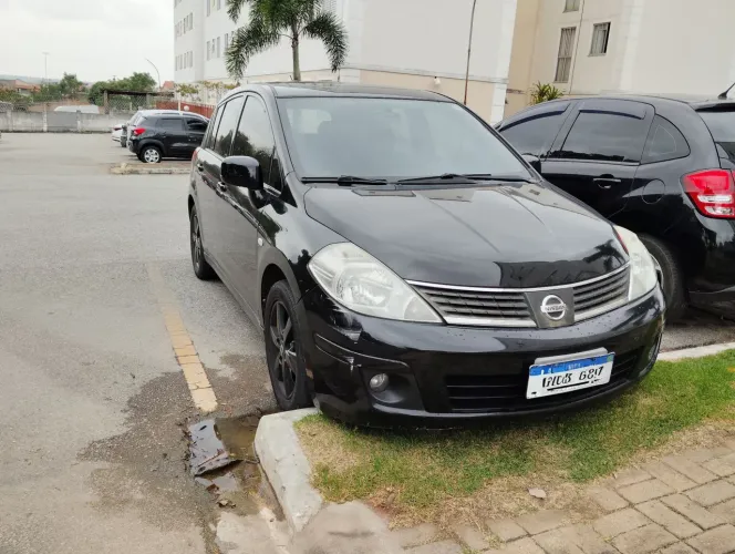Nissan Tiida SL 1.8/1.8 Flex 16V Aut. 2008