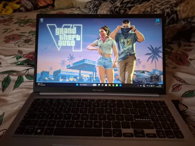Notebook ASUS Vivobook 15 - Intel i5 12ª Gen / 8GB RAM / SSD/Windows 11