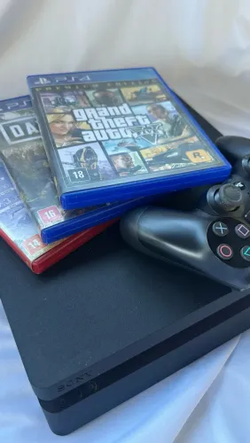 PlayStation 4 1TB 