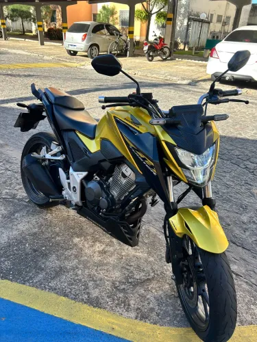 CB twister 300f 