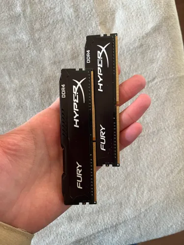 Memória RAM 8gb (2x4gb) hyperx DDR4 2666MHz