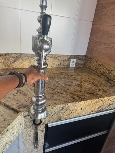 Torres de chopp modelo alemão com resfriador 