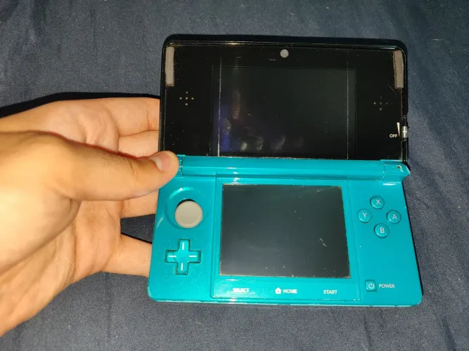 Nintendo 3ds desbloqueado com defeito