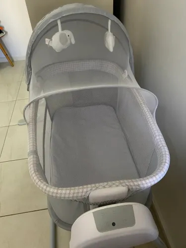 Berço Moisés automático