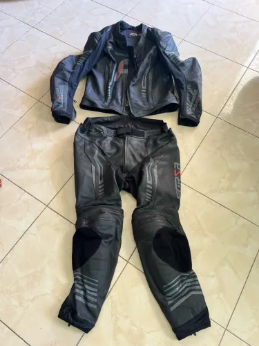 Macacão Forza Mugello 2 peças TAM. 56 SOMENTE VENDA 