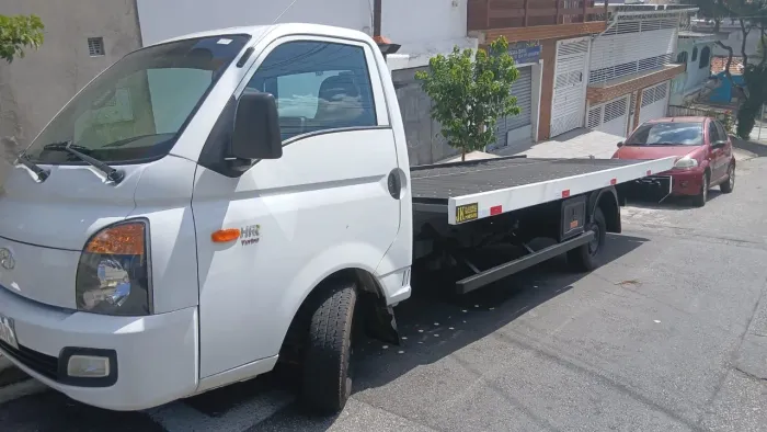 HYUNDAI HR PLATAFORMA GUINCHO