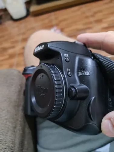 Nikon D5000 Impecável + 1 Lente (18-55mm VR)