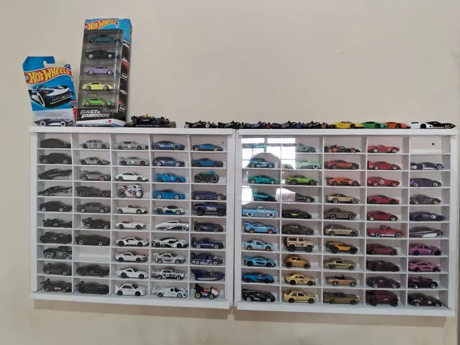 Vende-se coleção de carros hot Wheels