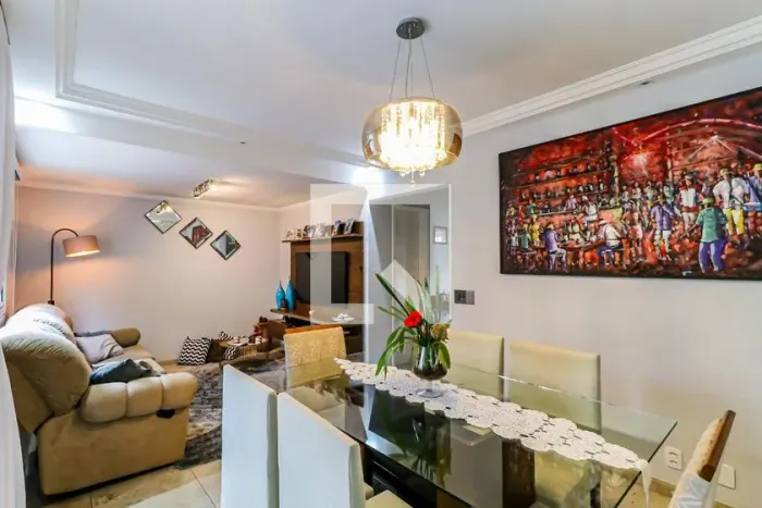 Casa à Venda - Cidade São Francisco , 3 Quartos, 180 m2