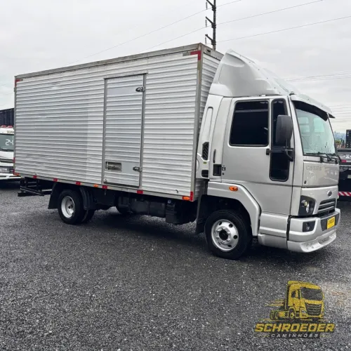 Ford Cargo 816