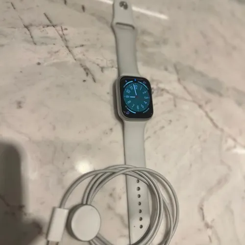 Apple Watch séries 8 - 45mm