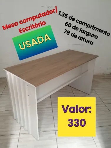Mesa para computador USADA conservada 